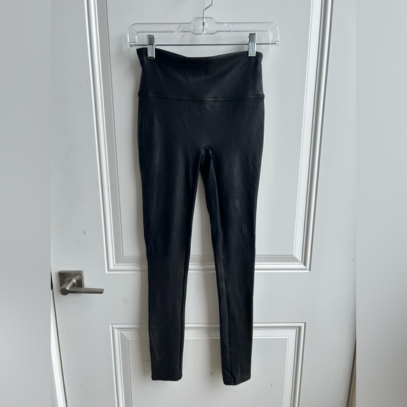 Spanx Leggings faux leather. Size S/P - Picture 1 of 4